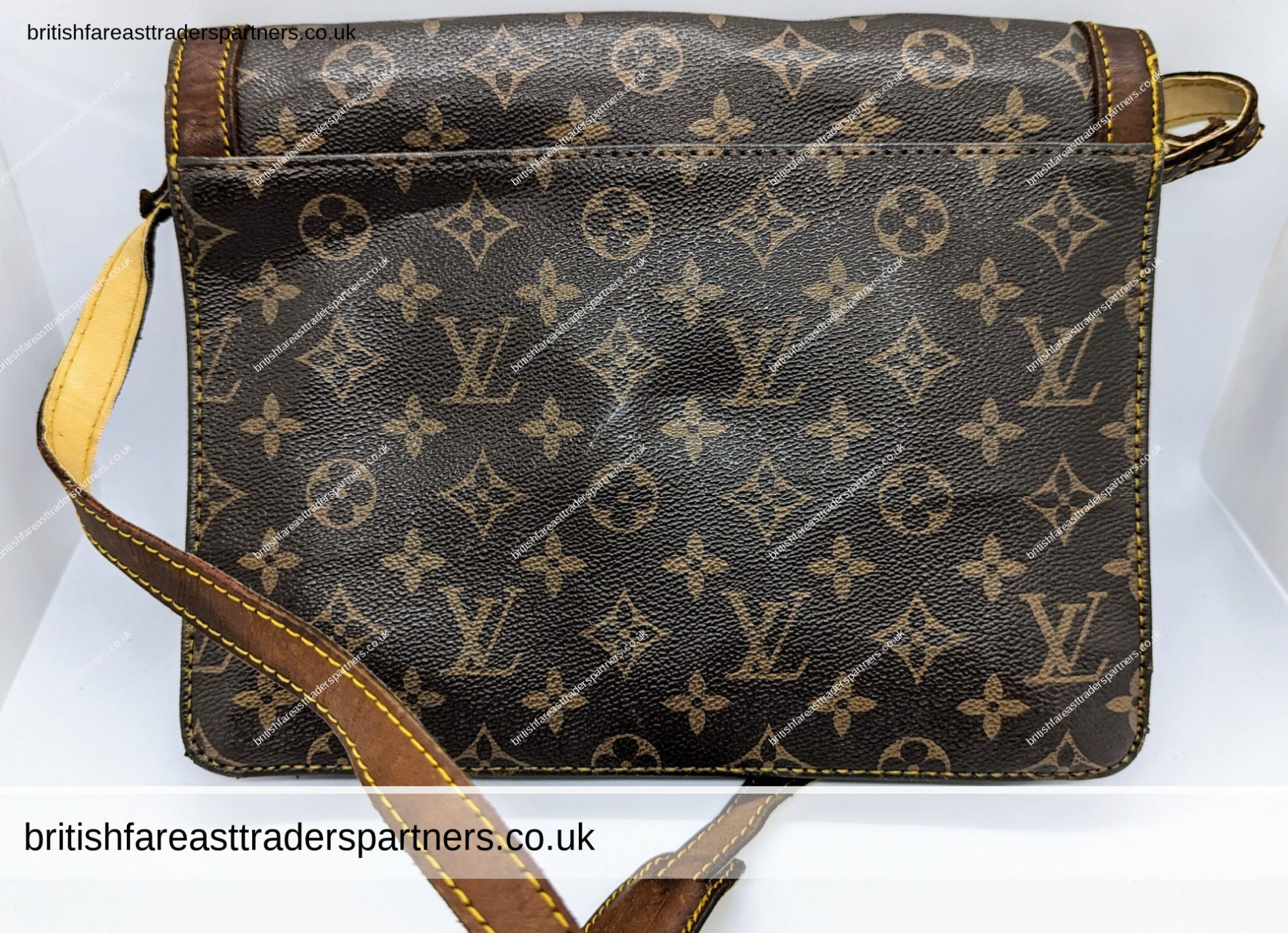 VINTAGE LOUIS VUITTON Paris France Envelope Messenger BAG Rare Collectible  Find - British & Far East Traders Lifestyle