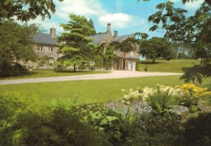 Clapton Court Gardens Somerset Postcard Hoyle Design c1980s