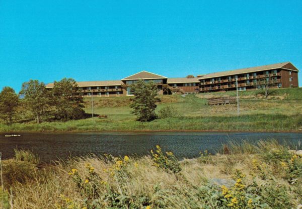 Oak Island Inn Postcard Nova Scotia 1983 Marina View