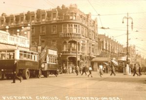 Victoria Circus Southend-on-Sea c.1930 Postcard