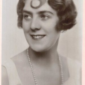 Cicely Courtneidge Postcard – Picturegoer No. 326, RP