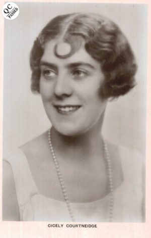 Cicely Courtneidge Postcard – Picturegoer No. 326, RP