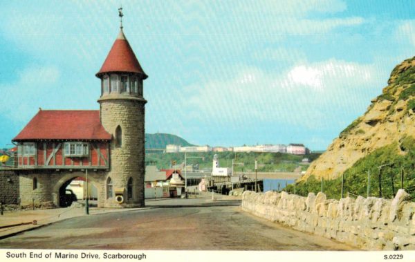 Scarborough Marine Drive Postcard 1973 Dennis Productions