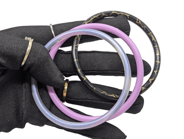 Vintage 1980s Plastic Bangle Trio – Marbled, Lilac & Pink Vintage 1980s Plastic Bangle Trio – Marbled, Lilac & Pink